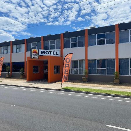 Adelaide Airport Motel Bagian luar foto