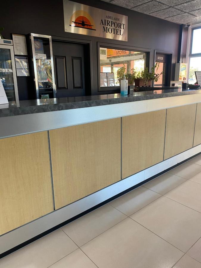 Adelaide Airport Motel Bagian luar foto
