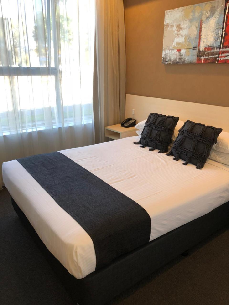 Adelaide Airport Motel Bagian luar foto